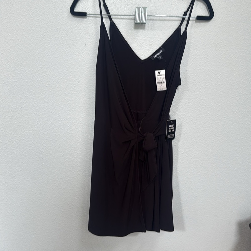 Express‎ Tie Waist Wrap Surplice Black Romper Shorts Playsuit Size Small NEW - Picture 11 of 12